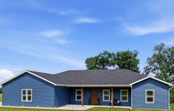 3876 S 75th Road, Dunnegan, MO 65640
