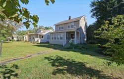 102 Pear Avenue, Hampton, VA 23661