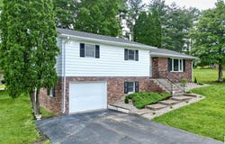 106 College Park, Columbia, KY 42728