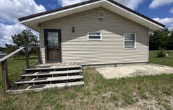 4974 Meridian Line Road, Johannesburg, MI 49751