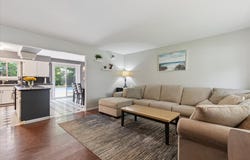 20955 Robinwood Street, Farmington, MI 48336