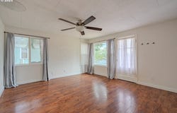 1520 E 16TH PL, Vancouver, WA 98661