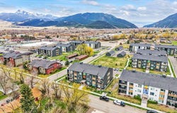 2222a Willow Drive, Livingston, MT 59047
