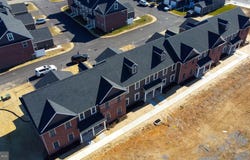 10 SKIP LANE, CARLISLE, PA 17013