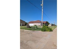 402 E 8th Avenue, Other, KS 67844
