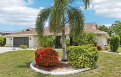 1812 NEW BEDFORD DRIVE, SUN CITY CENTER, FL 33573
