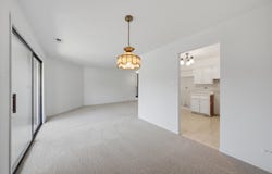 1720 Lakecliffe Drive, Wheaton, IL 60189