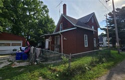 1338 MAPLE AVENUE NE, CANTON, OH 44705