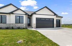 5302 Verdant Lane, Springfield, IL 62711