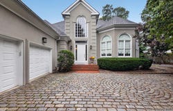 36 Stone Hill Drive S, Manhasset, NY 11030