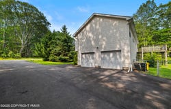 85 Church Avenue, Mount Pocono, PA 18344