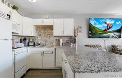 6620 Weston Point Drive, Osage Beach, MO 65065
