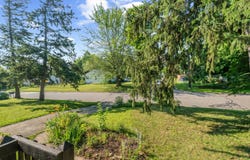 1099 Hawthorne Avenue, Ypsilanti, MI 48198