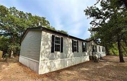 109 Summers Circle, Azle, TX 76020