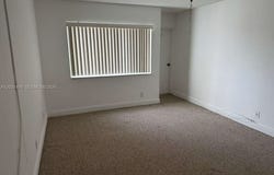 140 Lakeview Dr, Weston, FL 33326