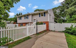 454 MANOR RD, ARNOLD, MD 21012