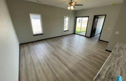 3506 S Heather Ave, Sioux Falls, SD 57106