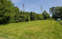 E Thomas Street, Wilkes-Barre, PA 18705