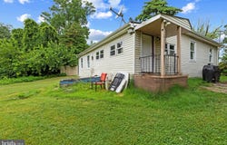 8002 FORT SMALLWOOD ROAD, CURTIS BAY, MD 21226