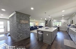 1167 N Avenue, Jefferson, IA 50129