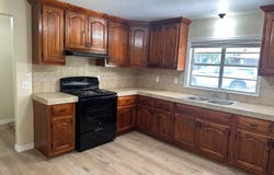 719 Eckel ST, La Grange, TX 78945