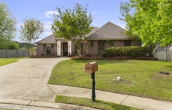 903 Timberton Drive, Pearl, MS 39208