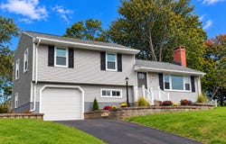 19 Winthrop Boulevard, Cromwell, CT 06416