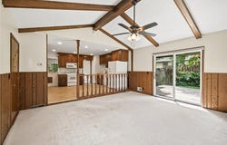 359 County Road B W, Roseville, MN 55113