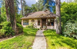 1610 S MADISON St, Spokane, WA 99204