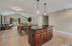 520 Boston Post Road, Waterford, CT 06385