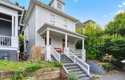 2712 SE ASH ST, Portland, OR 97214