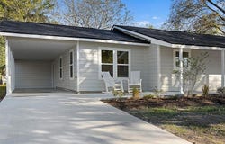 911 Eilers Street, Schulenburg, TX 78956