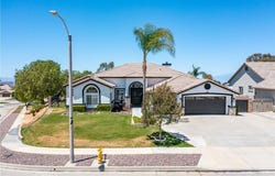 13596 Mesa Crest Drive, Yucaipa, CA 92399