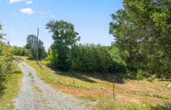 910 Debras Way, Sevierville, TN 37876