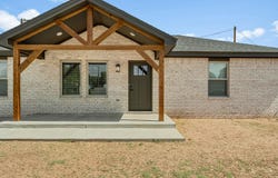 704 11th Street, Abernathy, TX 79311