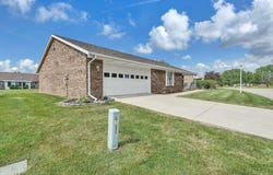 390 Bishop Drive, London, OH 43140