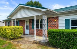 2044 Rolling Brook Drive NE, Cleveland, TN 37323