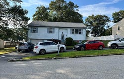 20 Camelia Drive, Cranston, RI 02920