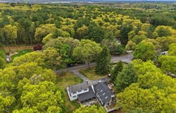 7 Page Rd, Bedford, MA 01730