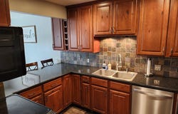 8230 WASATCH GROVE Ln, Salt Lake City, UT 84121