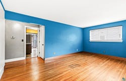 406 W Faribault St, Duluth, MN 55803