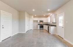 105 W Main Street, Rio Vista, TX 76093