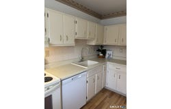 415 Asbury Ridge, Shelton, CT 06484