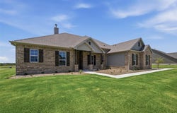 136 Hillview Trail, Decatur, TX 76234