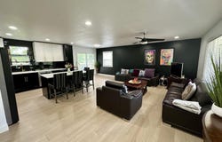 809 Knob Hill Drive, Des Moines, IA 50317