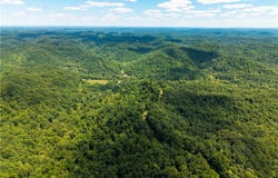 25 Veranda Lane, Elkview, WV 25071