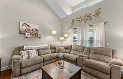 21431 W 47th Terrace, Shawnee, KS 66218
