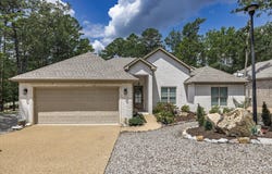 33 Pacifica Circle, Hot Springs Village, AR 71909