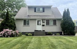4576 W 193rd Street, Cleveland, OH 44135