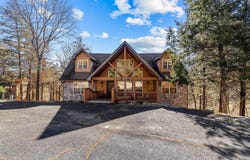60 Mayberry Circle, Branson West, MO 65737